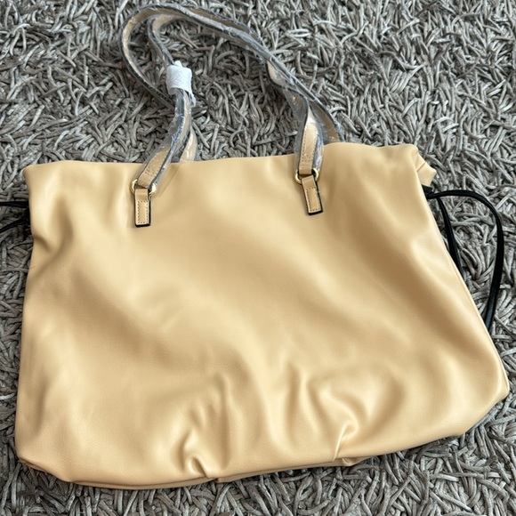 Victoria’s Secret tote bag - Picture 4 of 5